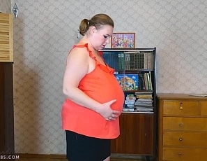 lily/videos/QlOdMGmmhkoxA6eOK-nNUtcJXIOAdU1E