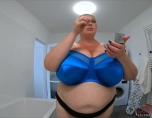 lily/videos/Tp9xiMI5cFOyn-1qfvRvD8zGIHlfwjFb