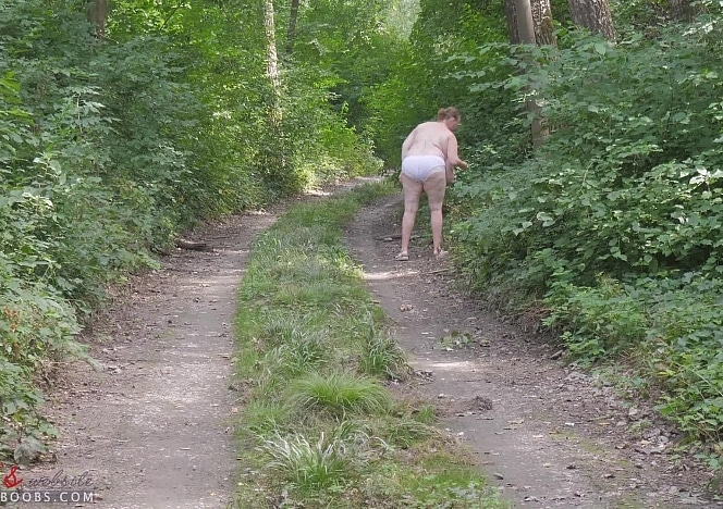 lily/videos/i8o_rgTyVSTuD-75uMM0Ayw86S7ygNF2