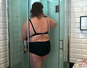 lily/videos/qnMj66GTFHmaoFF6O64Mlw8Eq_6dWIAw